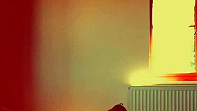 British Milf Lilithalgol's Squirting Tease