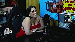 Pri Melancia Bares Massive Tits Shakes Fat Ass on Podcast for P�pum no Barraco