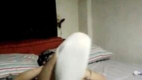 how flexible can this pinay milf loulish0313 bend for fun?