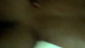 who wouldn't want to slide between those slim thick ebony cheeks...?