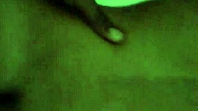 who wouldn't want to slide between those slim thick ebony cheeks...?