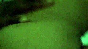 who wouldn't want to slide between those slim thick ebony cheeks...?