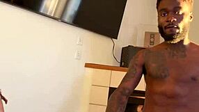 Fun in the Sun Features Vegancooooch's Wet Pussy and Big Black Cock Pounding