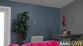 Ivy strips naked when the ac breaks and neighbor next door rushes over from the heat