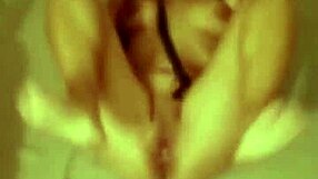 venezuelan perrita bends for hot assfucking