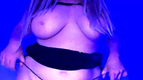 Vivi Guedez Ass Pounded Hard by Big Black Cock in Outdoor Fuck