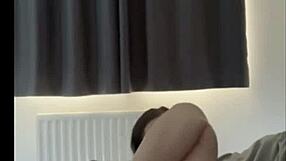 英国骚货藏不住饥渴女友冲动