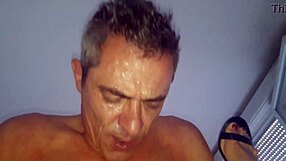 Aimer Baiser French Amateur Licking Her Feet