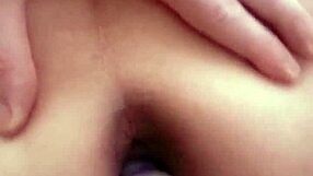 homemade pawg pussy stretched wide by fucking machine dildo for her first squirting orgasm