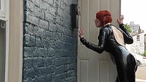 whoa audrey ashes squirts like crazy in scifi time breach!! 🔥💦