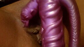 Juicy Big Clit Pussy Vibes Hard with New Toy Playtime