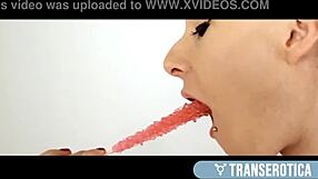 sub trans jamie kelly fingers eva cassini's brunette ass to mouth in quickie frenzy