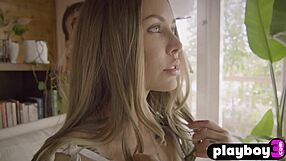 nicole aniston bares her curves putting big ass front and center