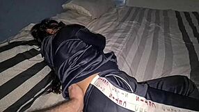 hermoso culo lactante de estudiante me hace eyacular dentro mientras exprimo tetas enormes