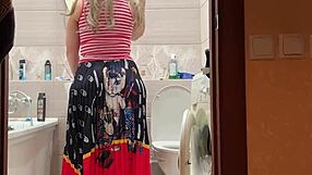 stepmom spreads her wide hips for bathroom anal pounding