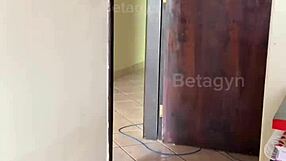 Fodendo A Mulher Do Meu Amigo With Big Ass Redhead Next Door Neighbor