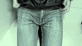 i soak my jeans peeing desperately in the toilet