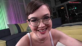 oh man pretty jade valentine luvs lickin n suckin that fat cock head so good