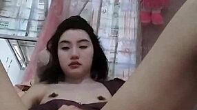 OH YES HORNY AMATEUR FINGERS PUSSY TO WILD SOLO ORGASM!