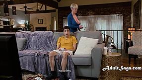 fuckin' stepmom dee williams beats video games with her big tits ass