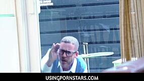 professor, free use these 18yo students in washroom?