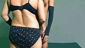 Valentine Sex at Home with Neighbor's Wife in Hindi