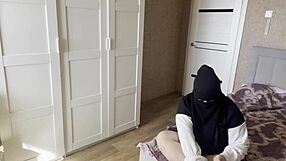 syrian milf in pantyhose masturbates to wet orgasm on homemade video damn