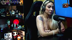 o podcast nem começou e já tô pelada com o ruan babando em mim pépum no barraco completo no sheer red