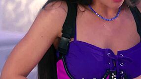 Sienna's New Lesbian Bride Craves Clit Lick Squirting And Pussy Seduction On Wedding Night!