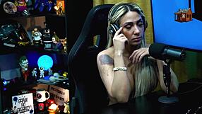 o podcast nem começou e já tô pelada com o ruan babando em mim pépum no barraco completo no sheer red