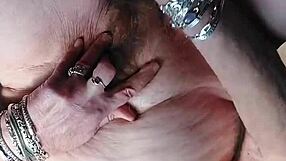 독일 할머니 오마 털 보지에 딜도 오이 쑤셔넣기