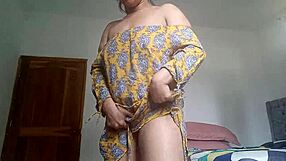 hey morena, masturbate with me while you talk dirty and excited