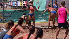 big booty handball tempts deeper grabs