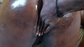 threesome fun she brought her cousin 😏👯‍♀️