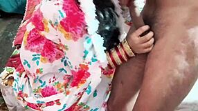 Little sister has sex with stepbrother in clear Hindi audio