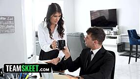 she's tired of her boring job so she rides her boss outdoors until he fills her with a creampie at work