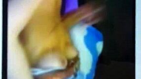 French Webcam Slut Fanny Shaves and Toys Her Pussy Live