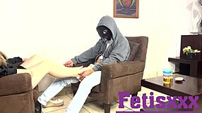 cousin's visiting and her feet drive me crazy gotta taste 'em