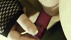 amateur mature bbw sandra masturbates wet pussy on candid homemade vid