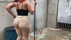 Safada Brazilian Maid Teases Ass Fetish Voyeur