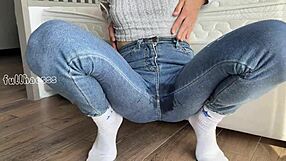 STEPMOM Squirts CUM in TIGHT WET LEGGINGS During Massage Fingering