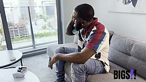 Hey doctor c stylex the muscular ebony bodybuilder patient needs your sexy checkup