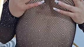 damn, sexy chica fingers pussy and fucks it with huge eggplant!