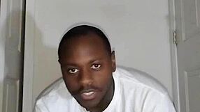 Relaxing with Banana Stretches for Thanksgiving Vibes