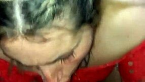 me gusta que me cojan la garganta y me den de perrito por mi chincheta toda mojada