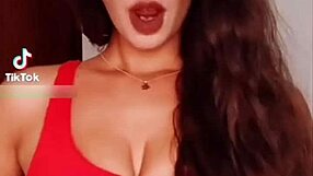 hey morena you got those big natural tits that make guys cum instantly