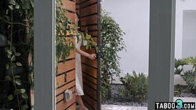 Divorced Ebony Alexis Tae Lures Realtor Lesbian Lick Pussy Strapon Dildo Fingering