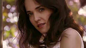 bianka helen strips petite big tits outdoors