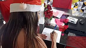 i'm waiting for that peruvian christmas delivery girl...