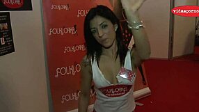 carol's munching banana then masturbates wild with it 🍌💦